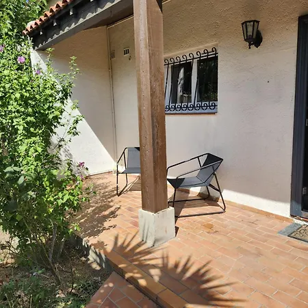 Maison De
