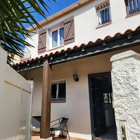 Maison De